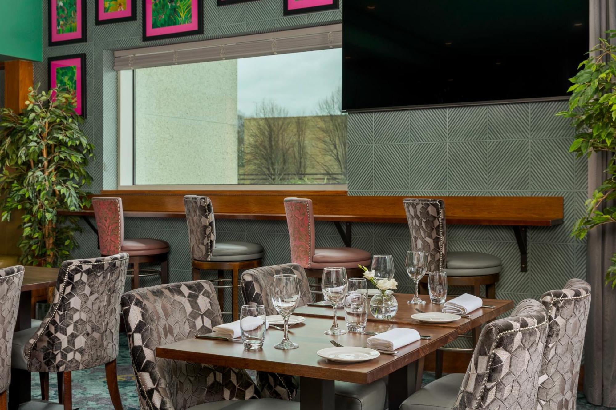 Crowne Plaza Dublin By Ihg Hotel