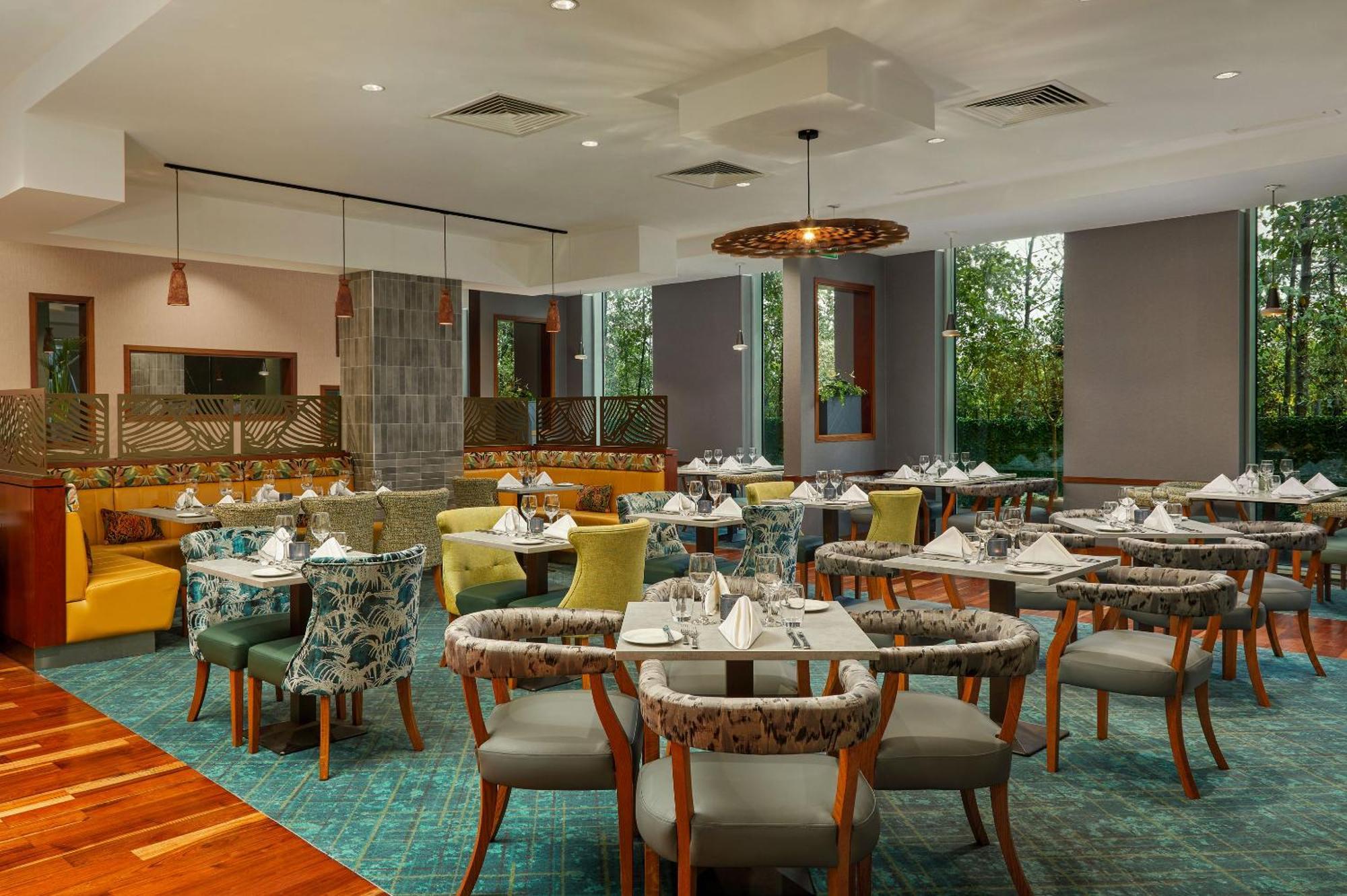 Crowne Plaza Dublin By Ihg Hotel
