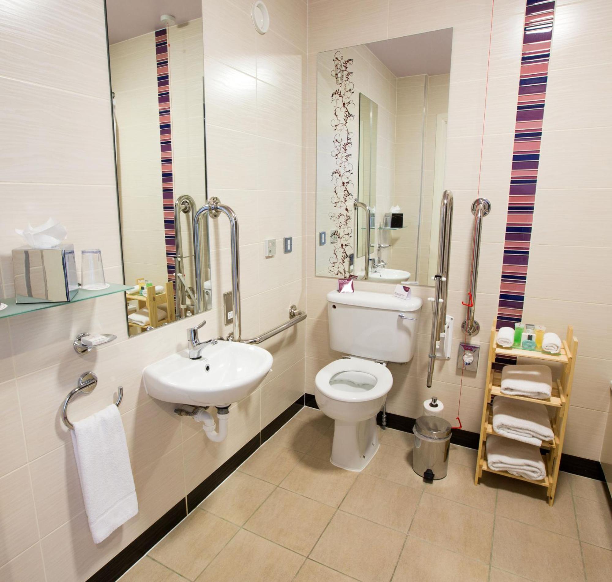 Hotel Crowne Plaza Dublin By Ihg Blanchardstown