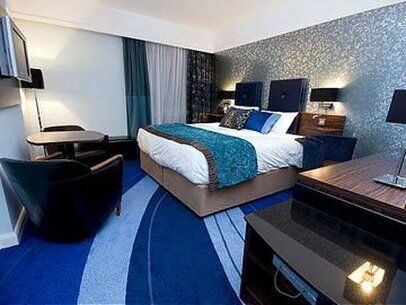 Hotel Crowne Plaza Dublin By Ihg 4*